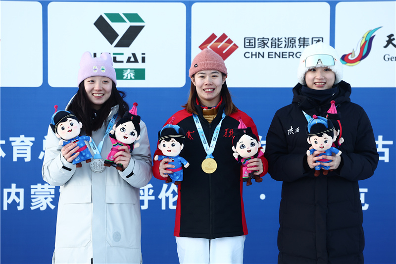 <b>三战冬运终夺金——孔凡钰兑现热爱“飞”向米兰</b>